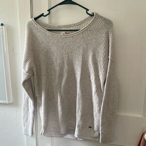 Hollister sweater